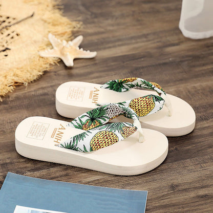 Chinelos de verão 2022 com estampa floral feminino boêmio com alça de cetim e sandálias de cunha ao ar livre sapatos de praia de fundo grosso